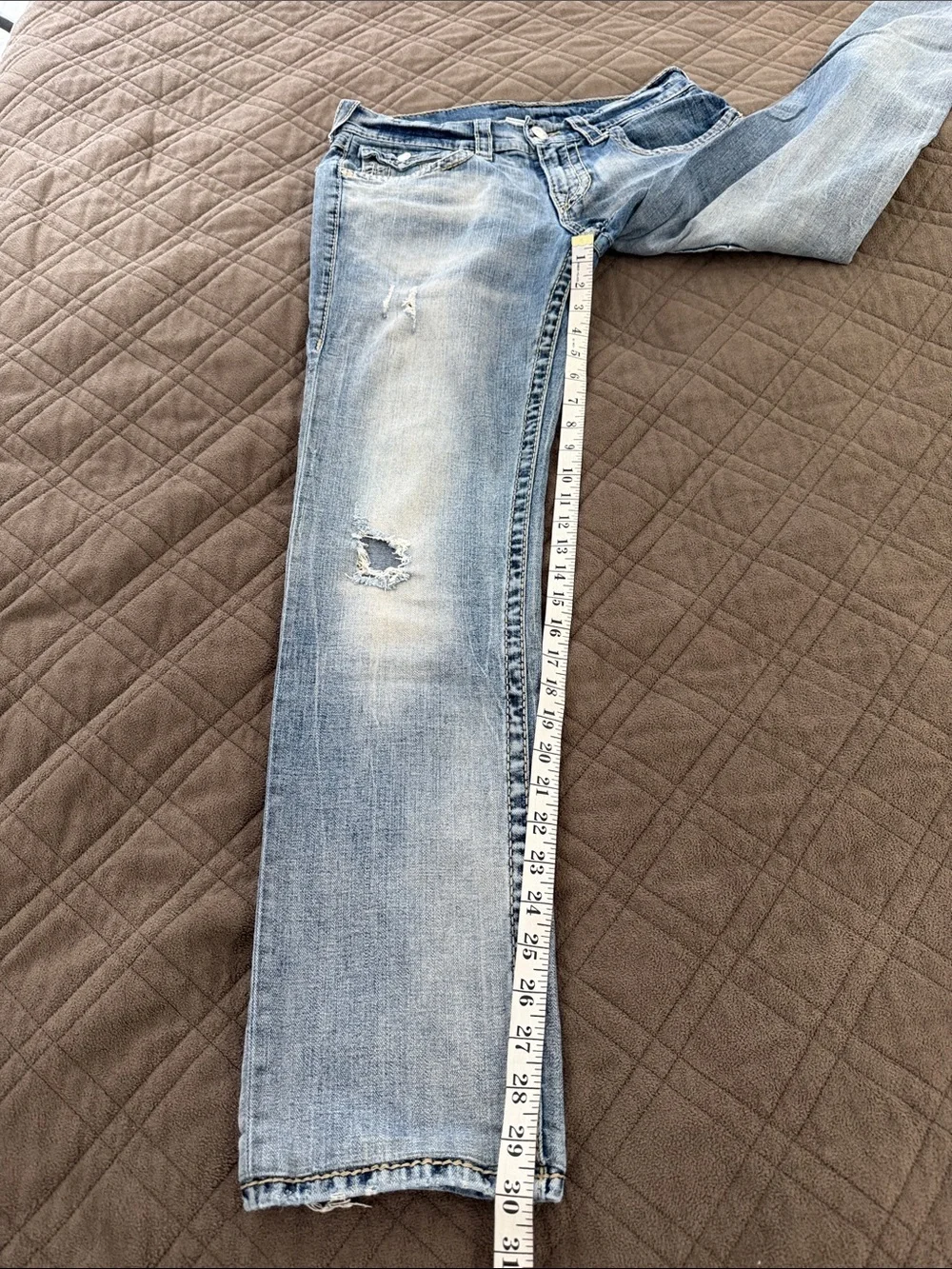 True Religion Flap Back Pockets Jeans size 30